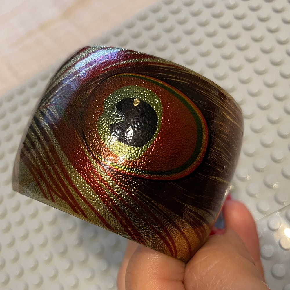 Metal cuff